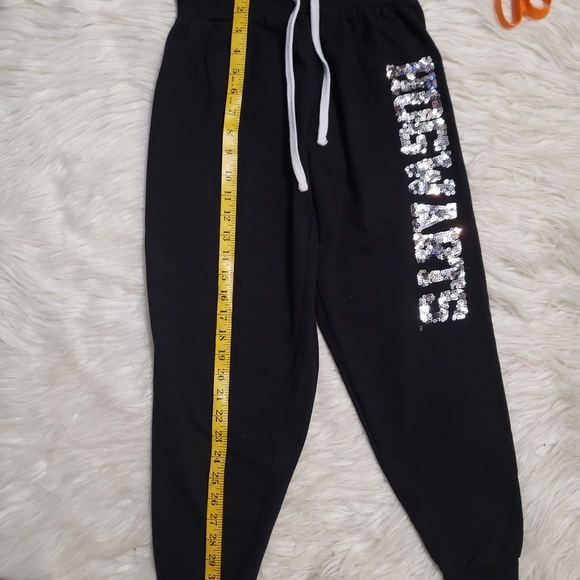 Harry potter sequin black jogger size XS - Picture 5 of 7